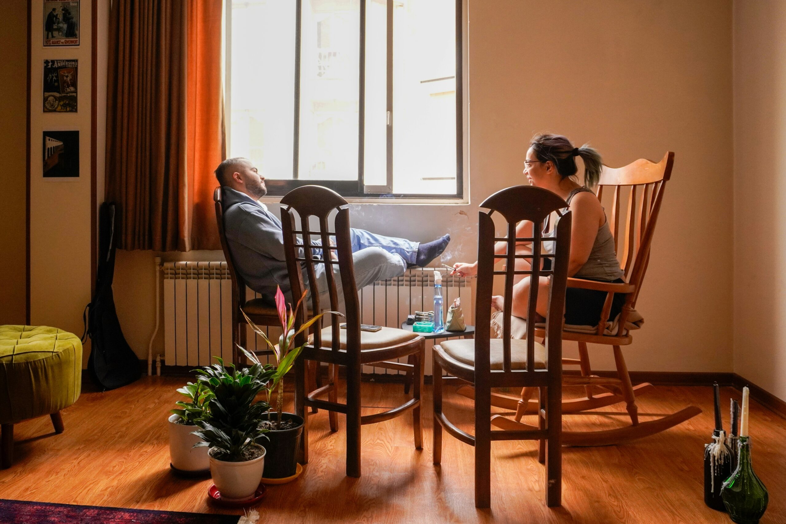 Wichtel Baustelle im Wohnzimmer: Wie ältere Menschen mit Humor basteln und gestalten